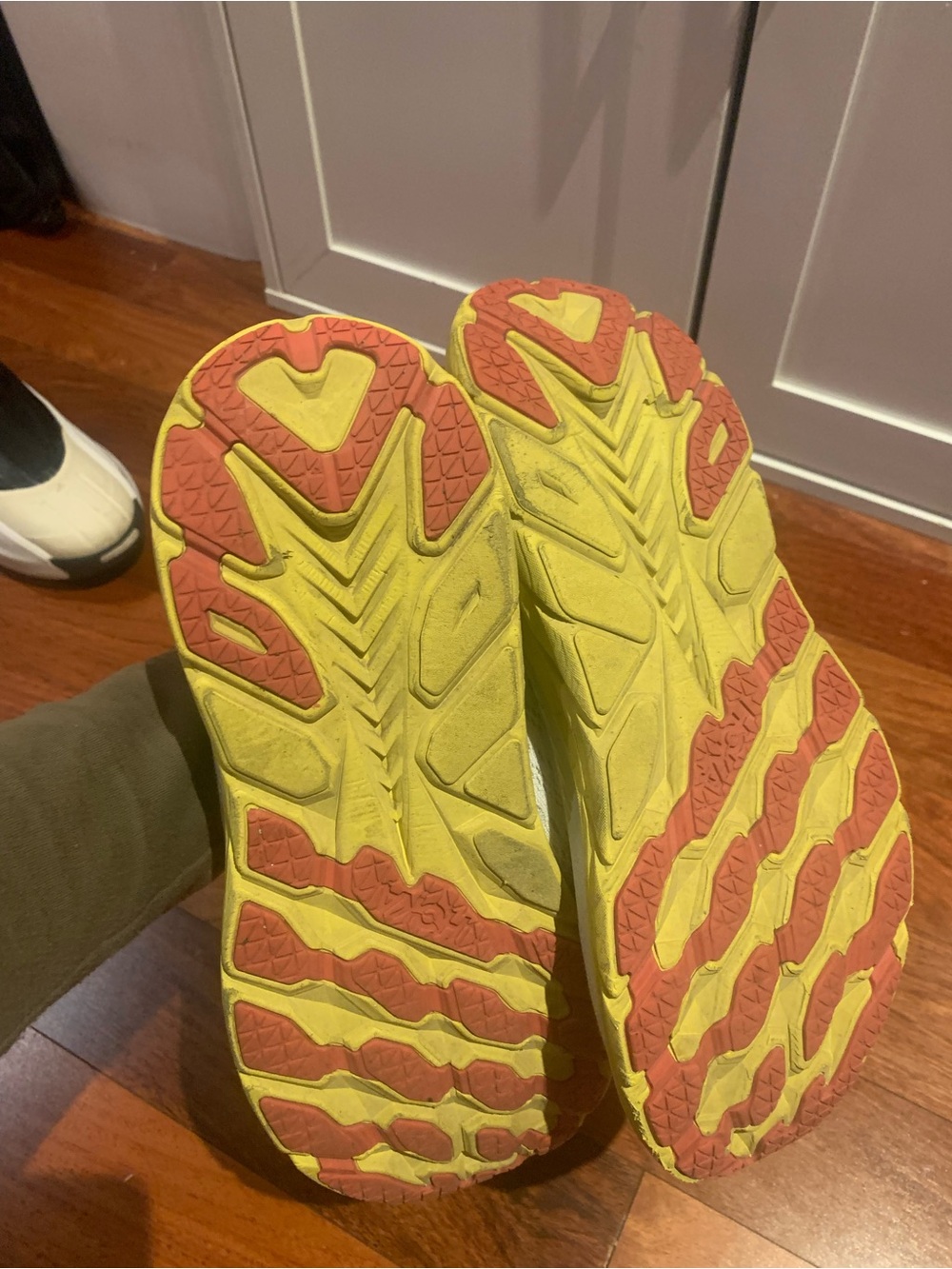 Running shoes - Picture 6 of 9